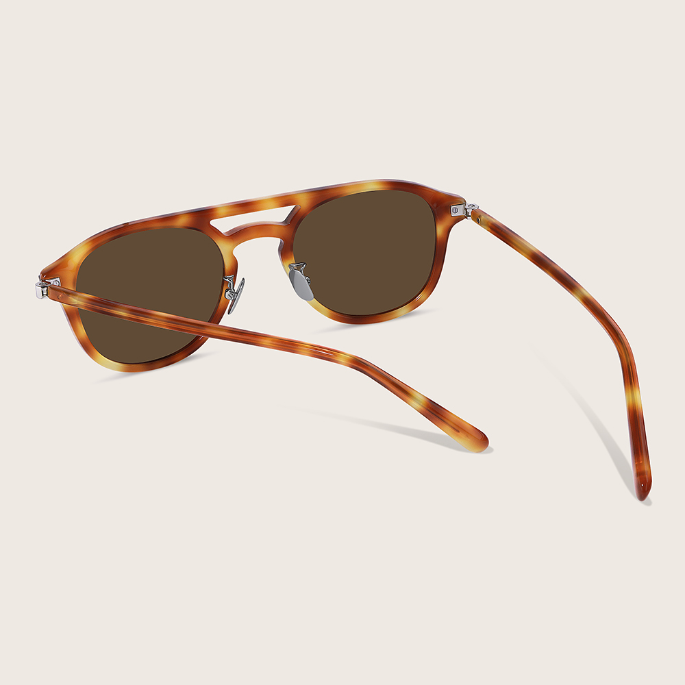 YET344 AMBER TORTOISE